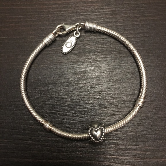 Pandora Jewelry - Pandora Bracelet w/ heart charm